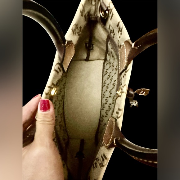 AUTHENTIC DOONEY AND BOURKE SMALL HANDBAG - Picture 5 of 8